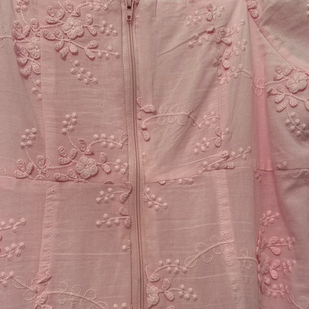 Gianni Bini Pink Floral Embroidered Dress girls youth size 10 - Picture 4 of 7